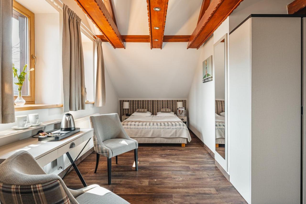 Hotel Batory Щавниця Екстер'єр фото