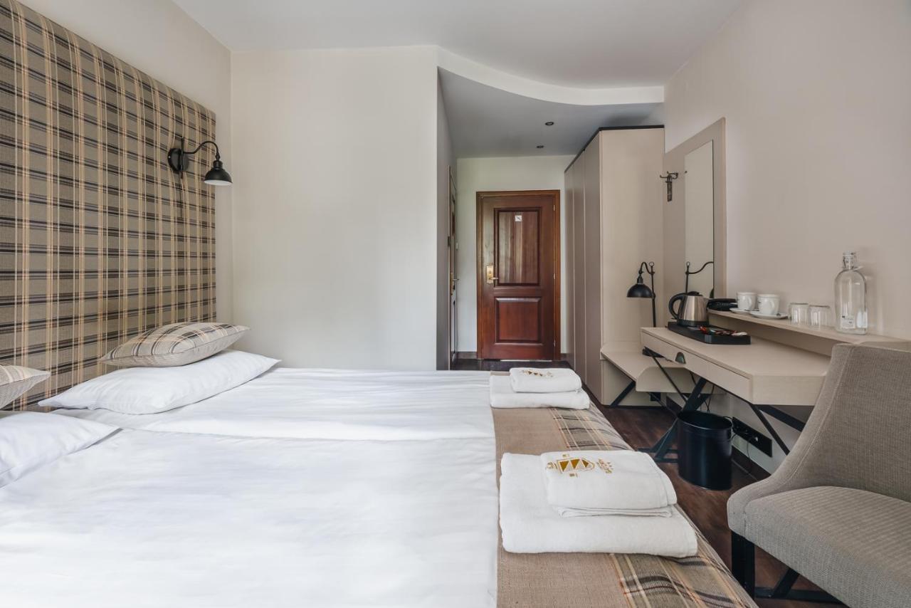 Hotel Batory Щавниця Екстер'єр фото