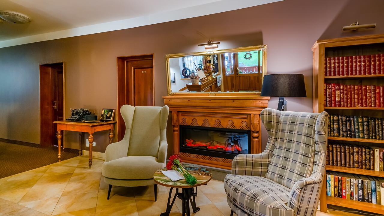 Hotel Batory Щавниця Екстер'єр фото